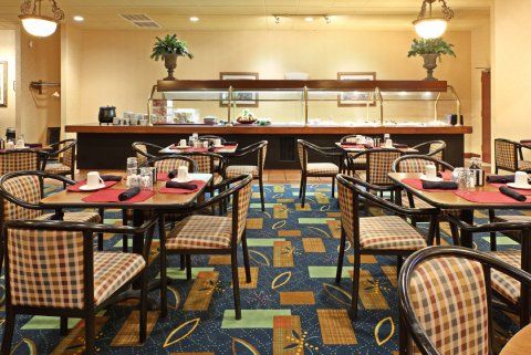 Holiday Inn Jonesboro Restaurant photo